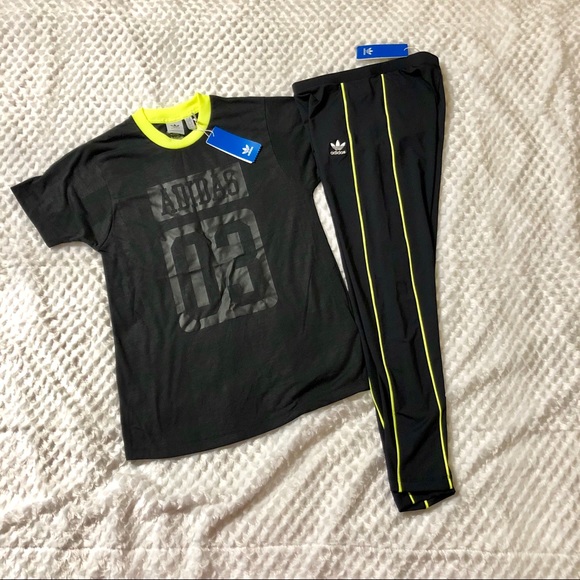 🎋Adidas Originals AA Outfit 🌊 - Picture 2 of 4